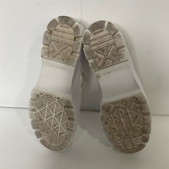 Converse Women’s White Chuck Taylor All Star Lugged Low Triple Sneakers Size 10. - Picture 10 of 11
